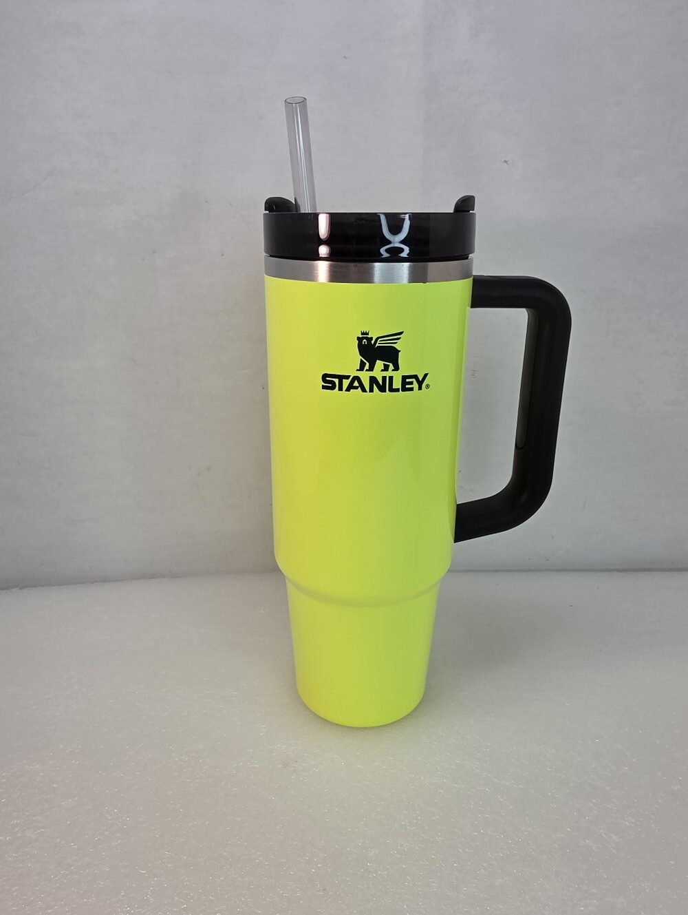 Stanley Neon Yellow 30oz.  Tumbler Cup Excellent Condition. Like New  w/o Tags